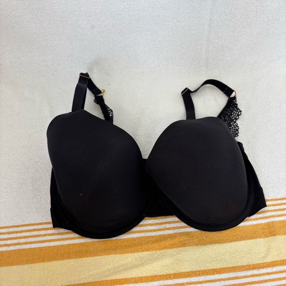 Lively Black Lace Detail Bra